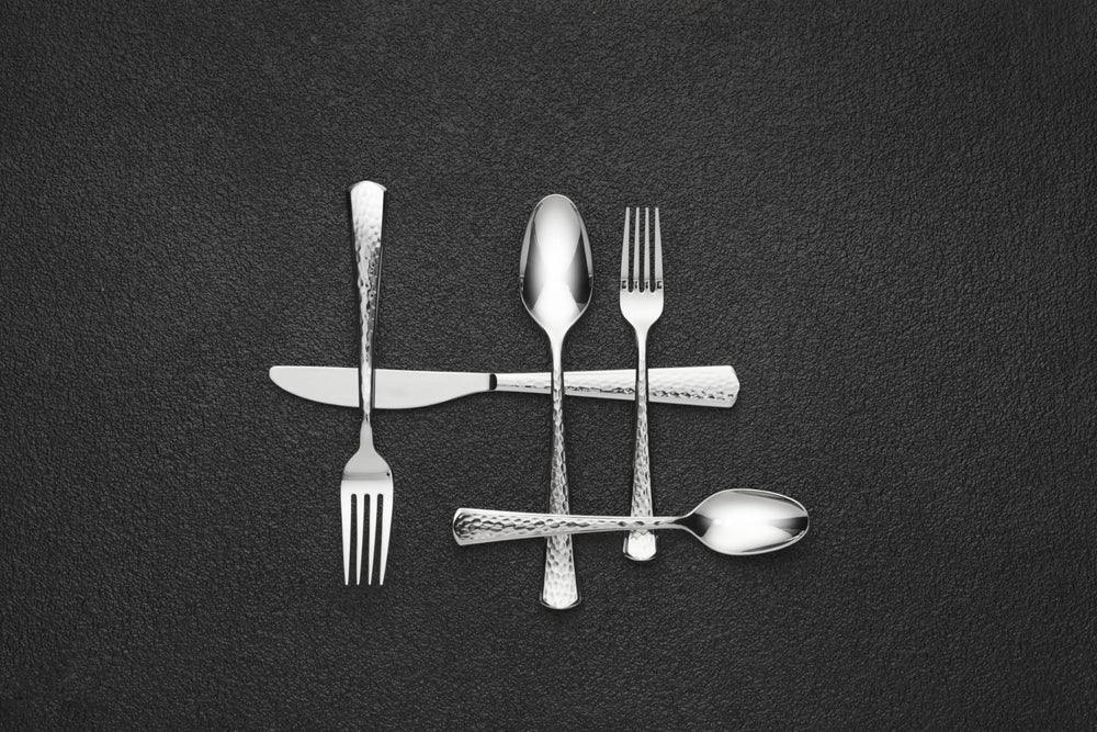 Oneida Etta fourchette salade design équilibré pour confort d’usage