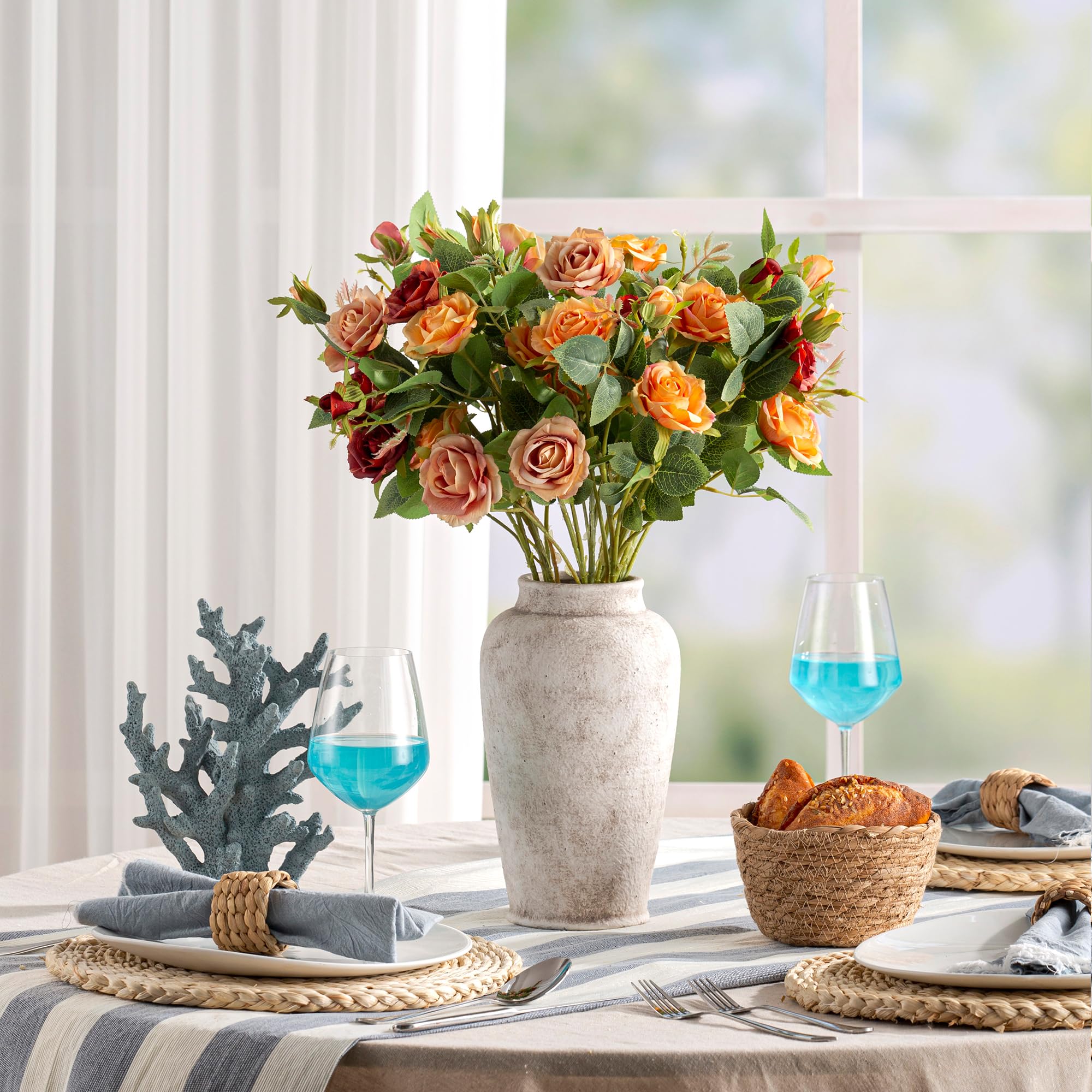 ooit vase contenant fleurs fraîches améliorant ambiance et fraîcheur