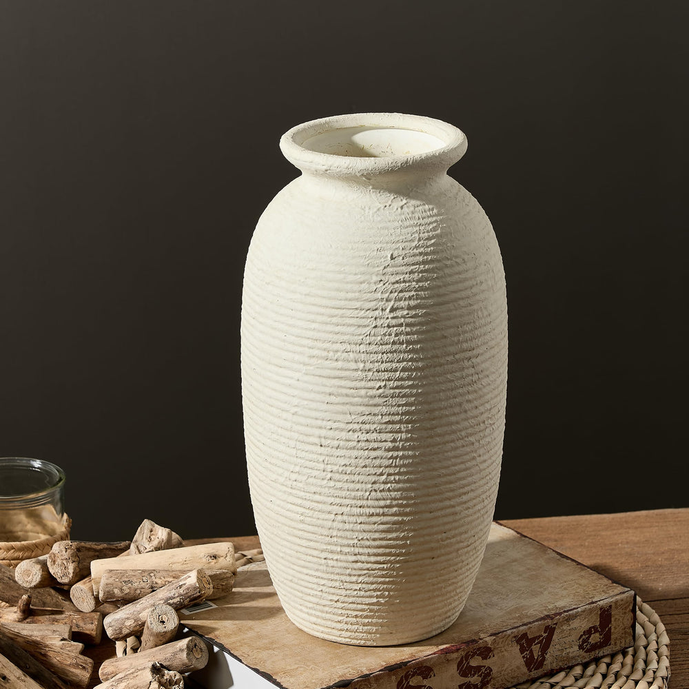 ooit vase intérieur étanche illustrant capacité à contenir de l'eau