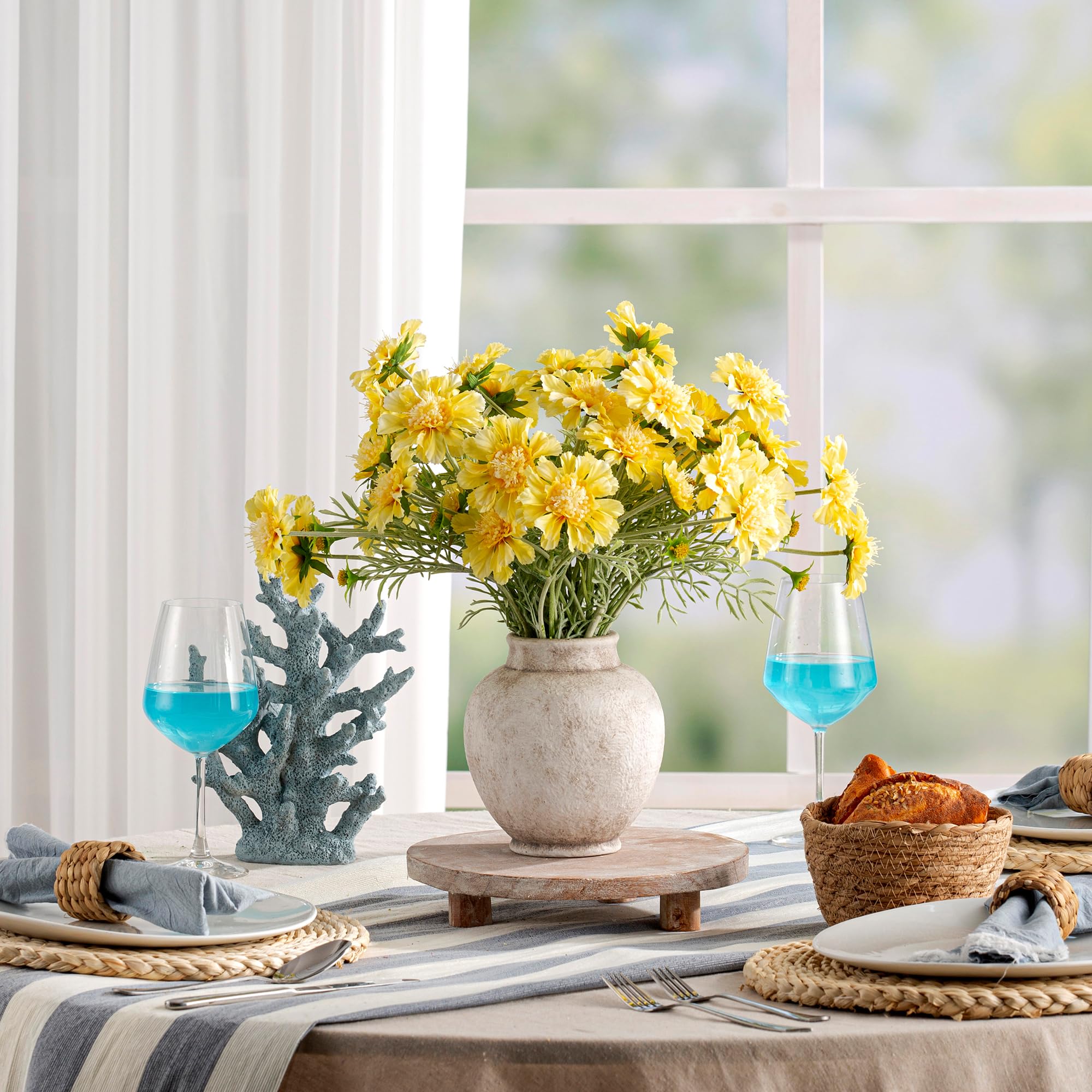 ooit vase sur manteau décor ajoutant chaleur et point focal au salon