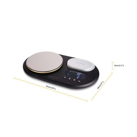 Ooni gros plan des plateaux en acier inox pour nettoyage facile