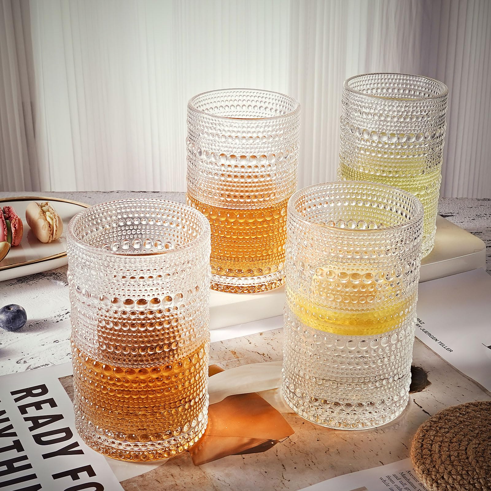 OPAYLY verre à côté d'une main pour indiquer taille pratique