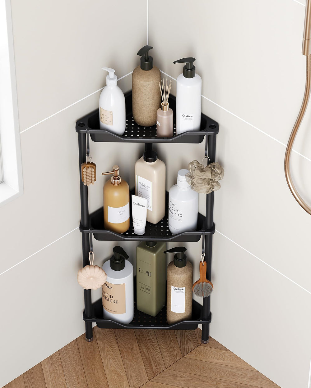Orimade étagère intégrée dans une salle de bain moderne, look net