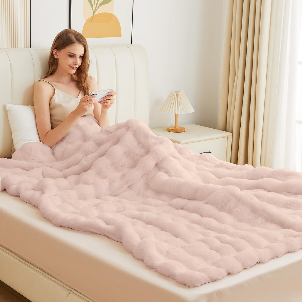 ORINOVA détail des fibres 860 GSM montrant densité et luxe