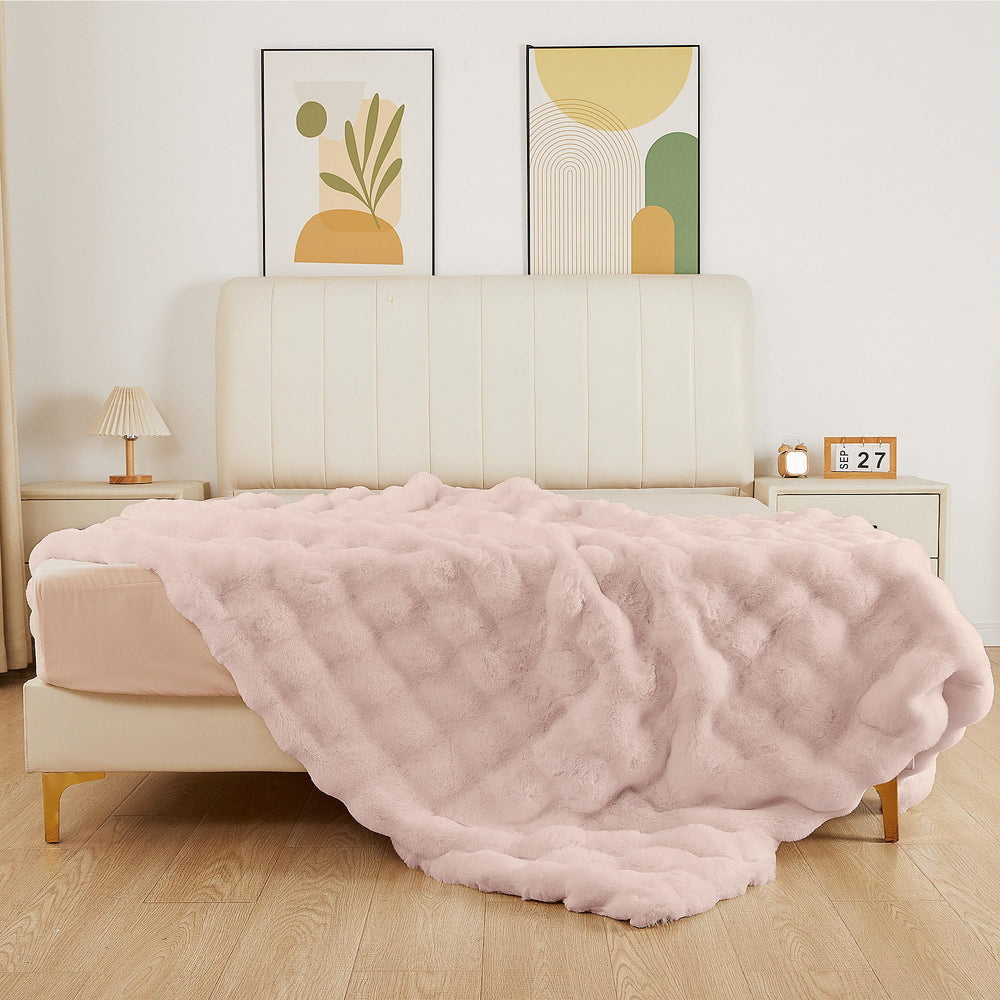 Gros plan de la texture ORINOVA montrant fibres ultra-douces confort