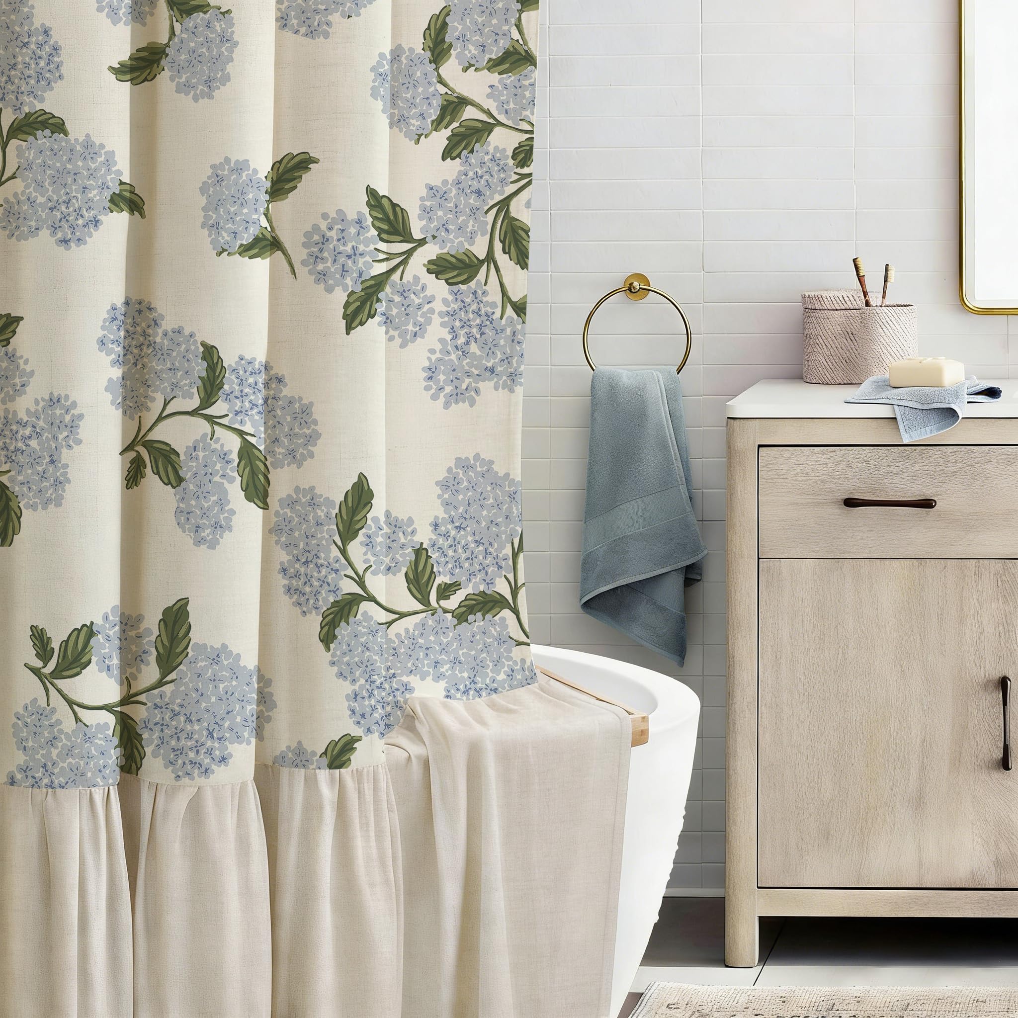 ORTIGIA rideau devanture entier montrant style vintage et protection