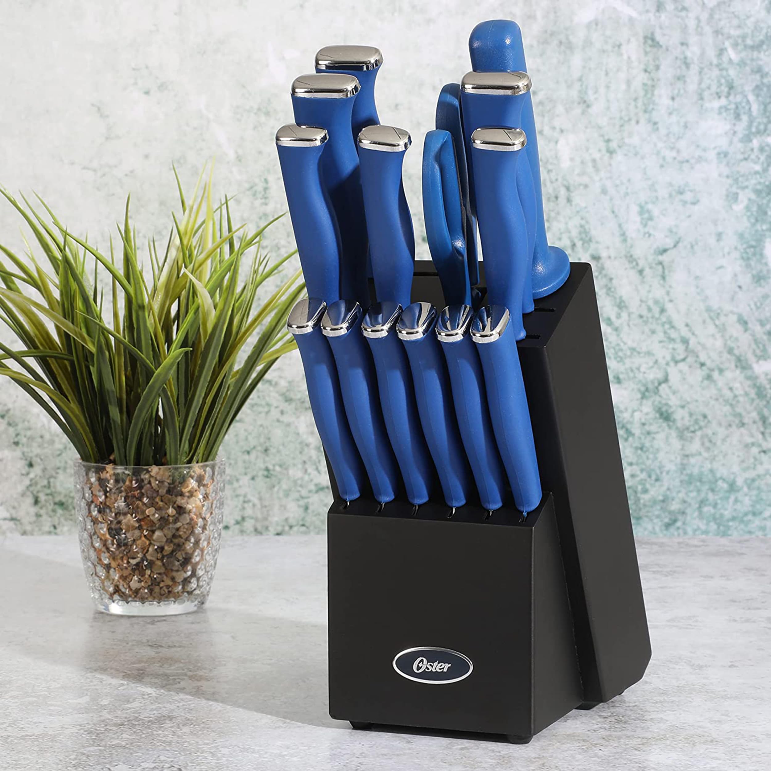 Oster en cuisine mise en situation style et fonctionnalité sur plan de travail