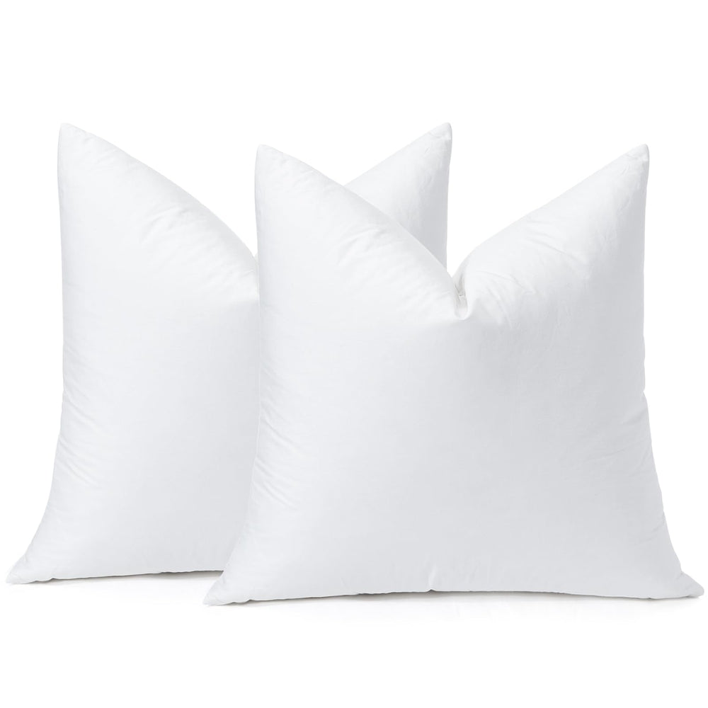 OTOSTAR coussins disposés dans une chambre décorée illustrant ambiance chaleureuse et élégante