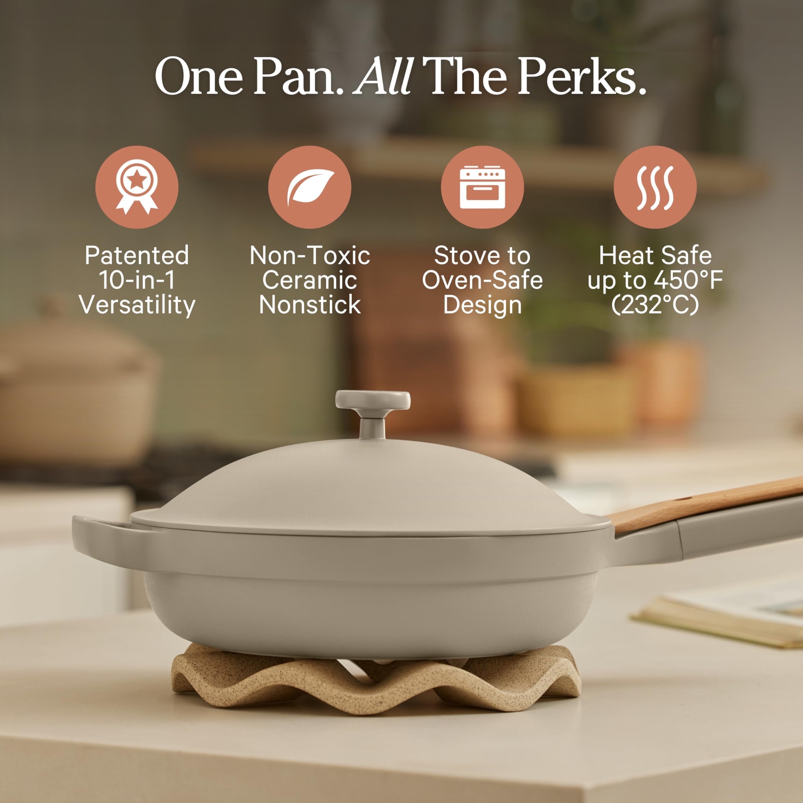 Our Place Always Pan 2.0 profil mettant en valeur profondeur et becs verseurs pratiques