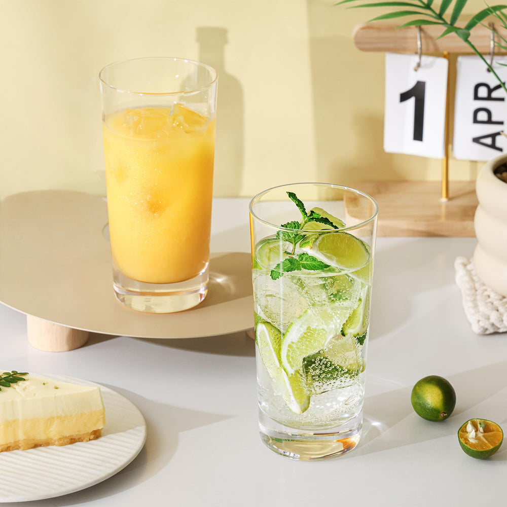 OUWO verre comparé à une main pour évaluer la taille pratique