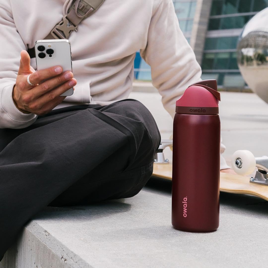 Owala FreeSip comparaison de taille 32 oz illustrant capacité