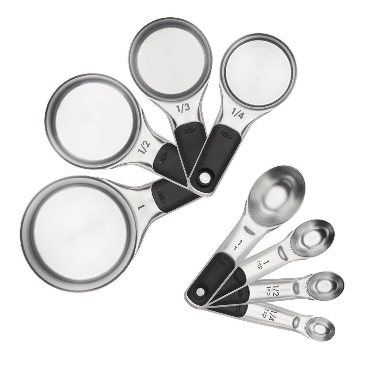 OXO ensemble face avant visible, qualité inox et rangement compact