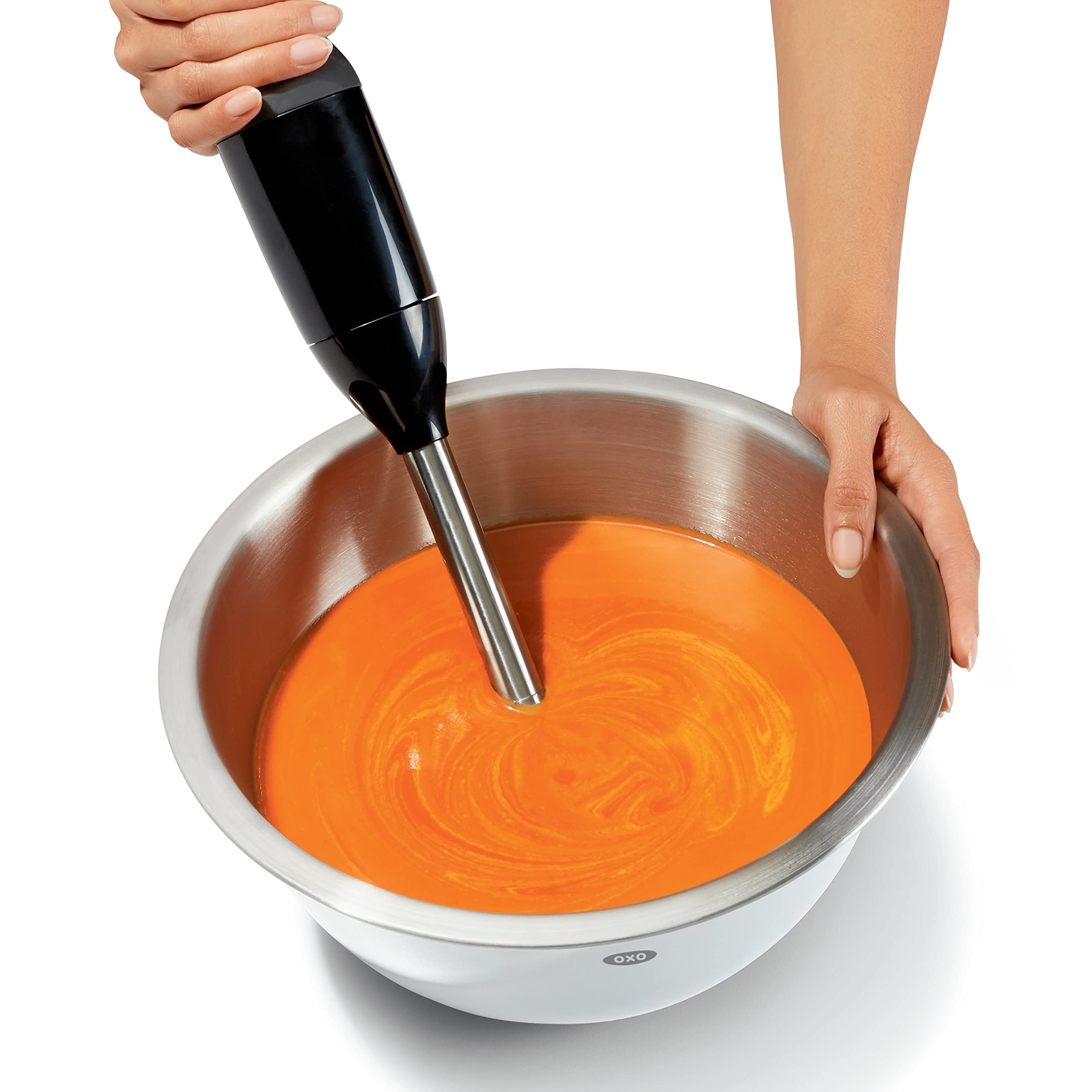OXO comparaison tailles avec mains pour évaluer volume utile