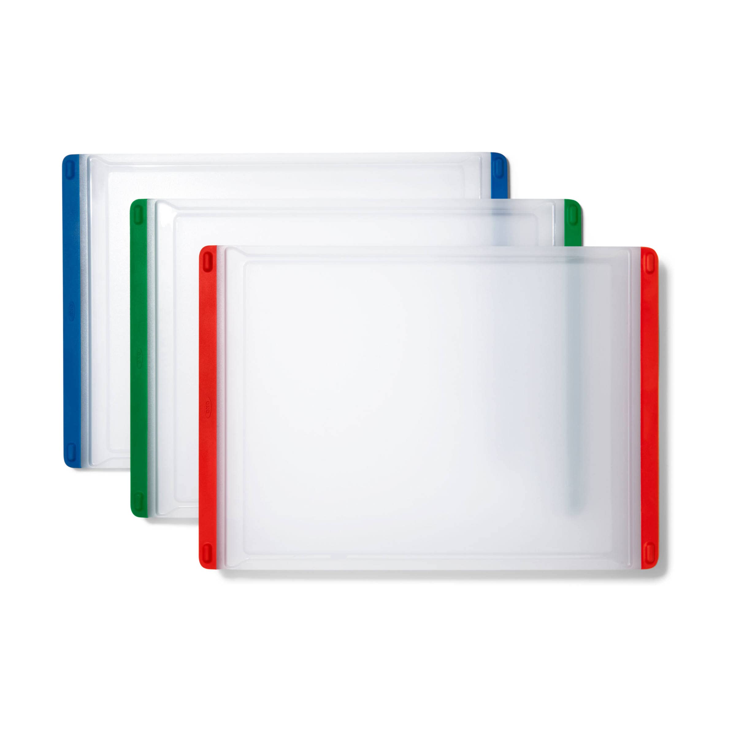 OXO Good Grips comparaison taille posée près d'une casserole pour échelle pratique
