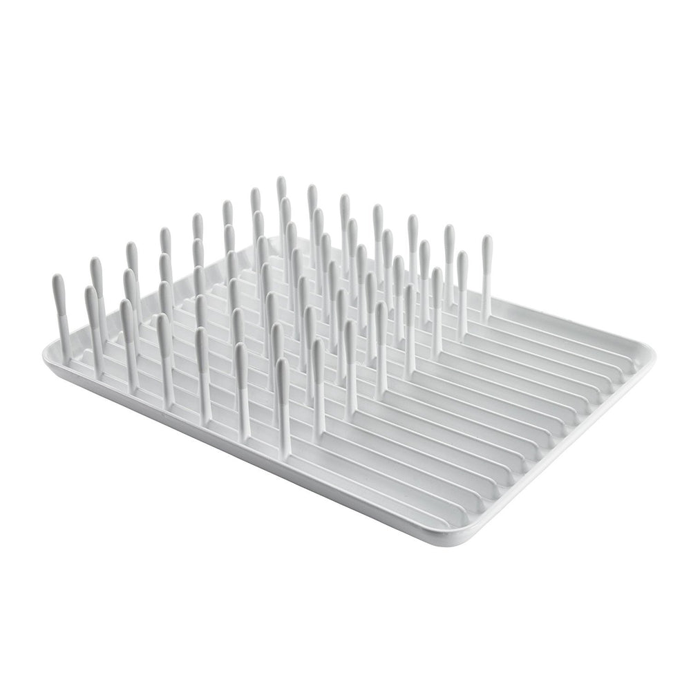 OXO Good Grips égouttoir face avant biscuit montrant rangement ordonné