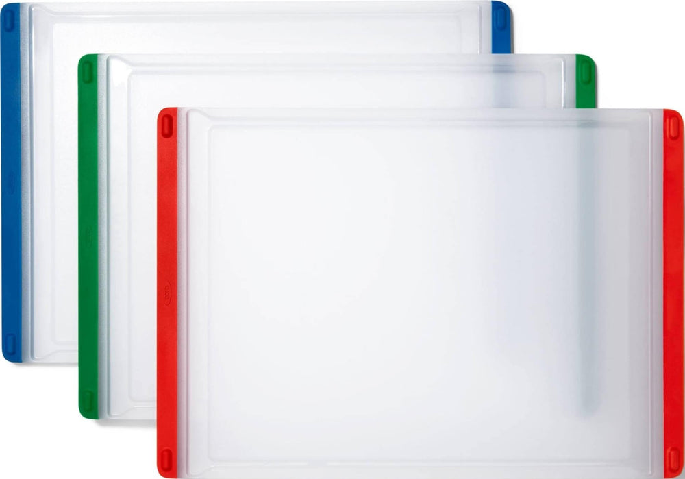 OXO Good Grips vue avant des trois planches colorées pour organisation et hygiène