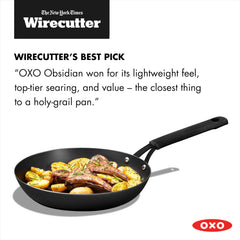OXO Obsidian poêle en action cuisson omelette uniforme et dorée