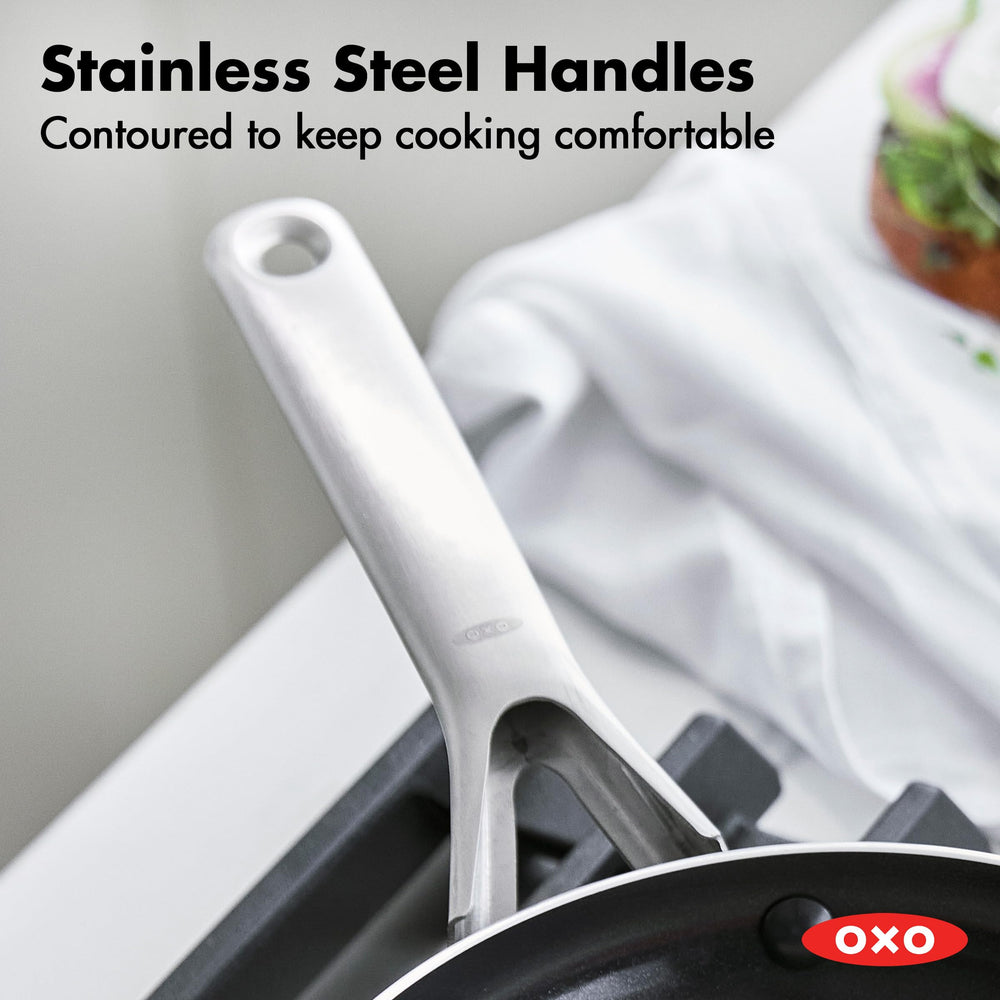 OXO fond spécialement conçu pour induction, chauffe rapide et uniforme