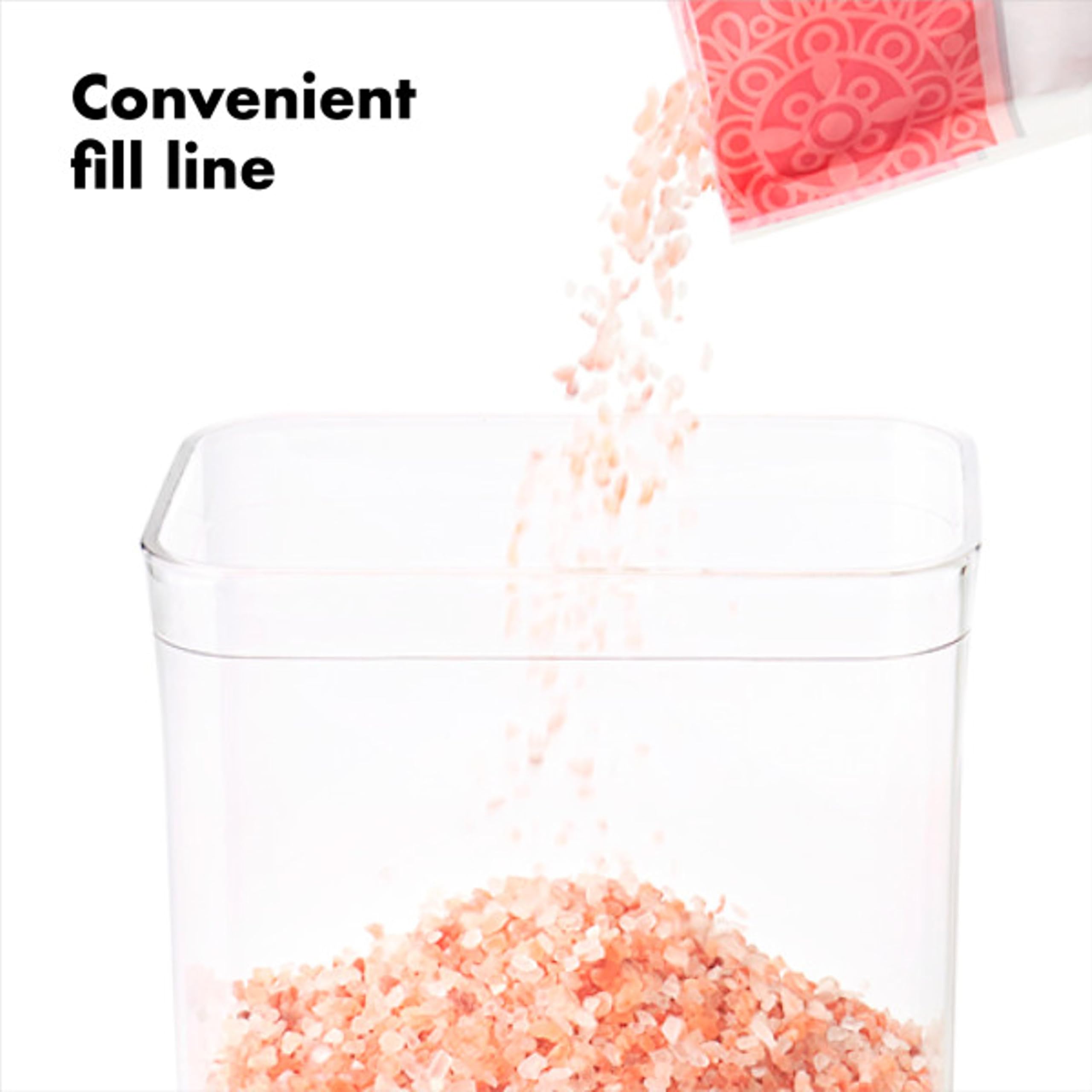 Empilement OXO dans garde-manger maximisant l’espace et l’ordre