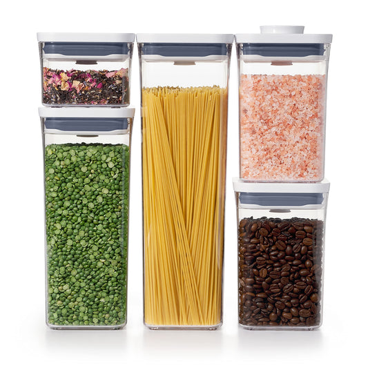 OXO Good Grips vue avant de l’ensemble POP montrant gain d’espace