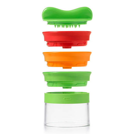 OXO spiraliseur lames rangées sur l'appareil pour organisation sûre