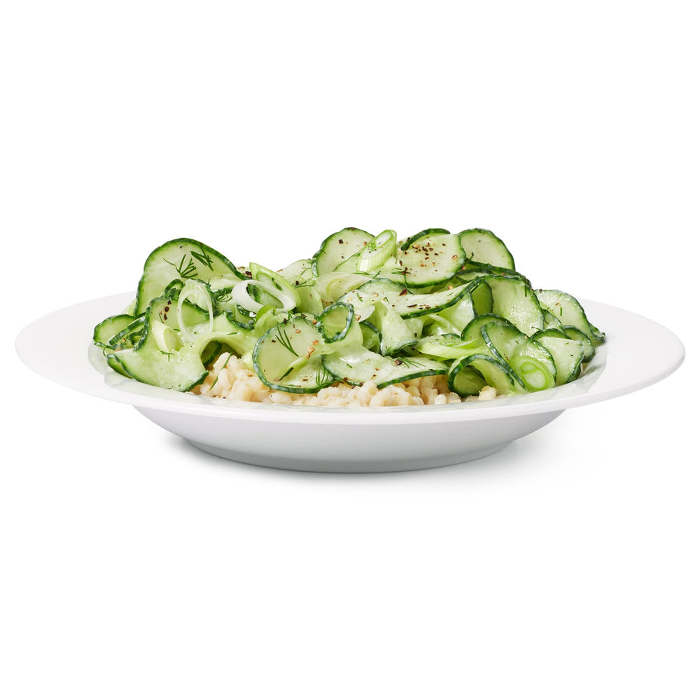 OXO spiraliseur rubans de betterave présentés pour salade colorée