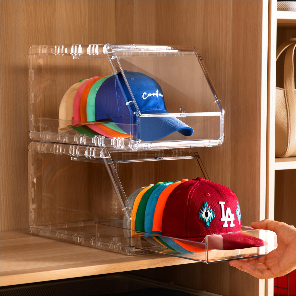 Ozueccr boîte transparente face avant montrant 15 casquettes et visibilité facile