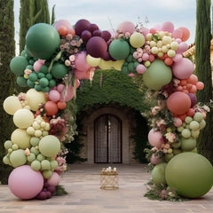 Partycus arche frontale en rose poussiéreux et vert sauge pour une déco élégante