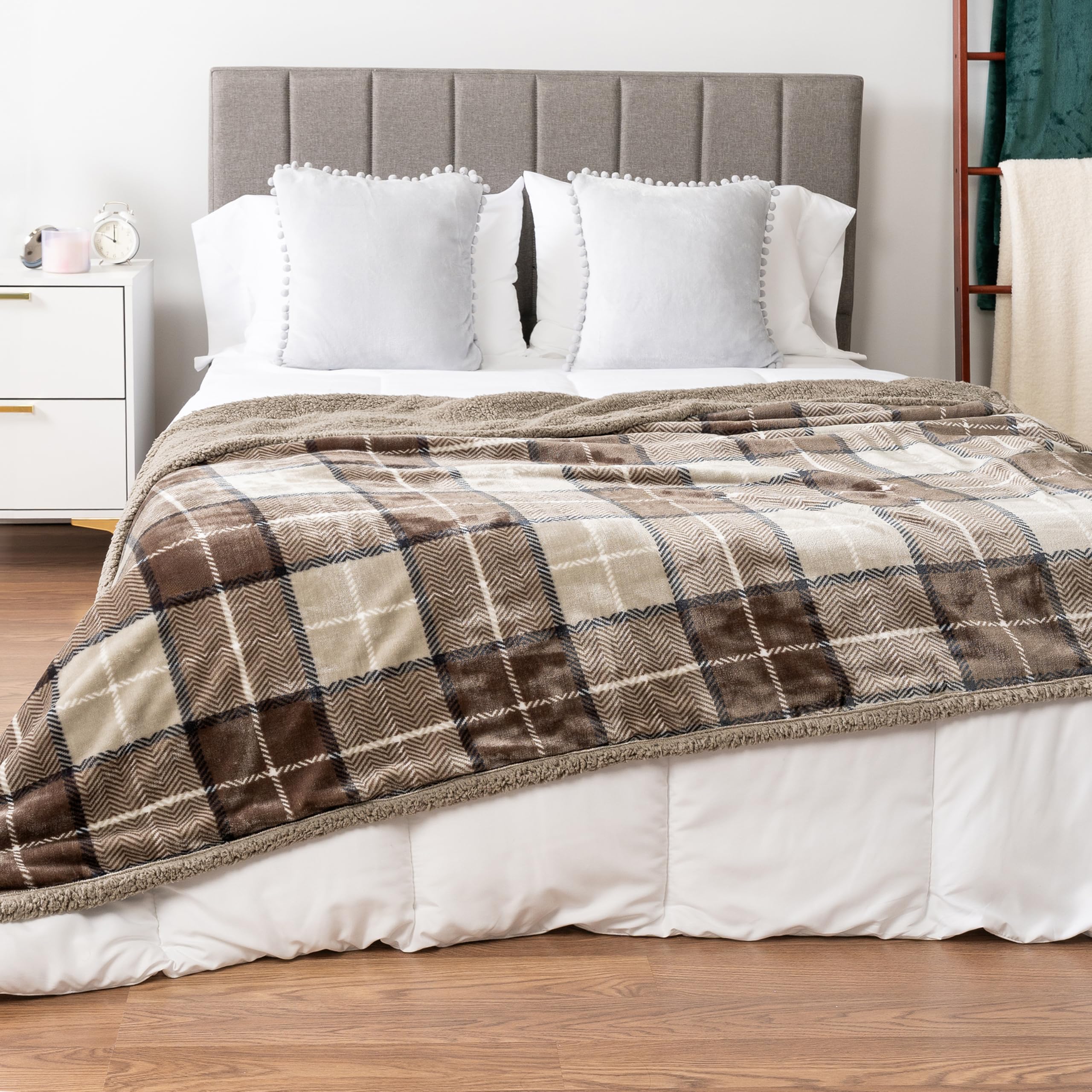 PAVILIA gros plan flanelle montrant texture douce et confort visuel