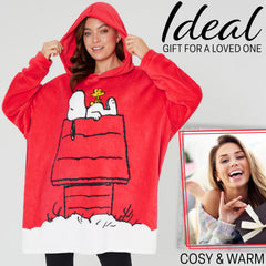 Peanuts femme portant hoodie en détente montrant usage quotidien