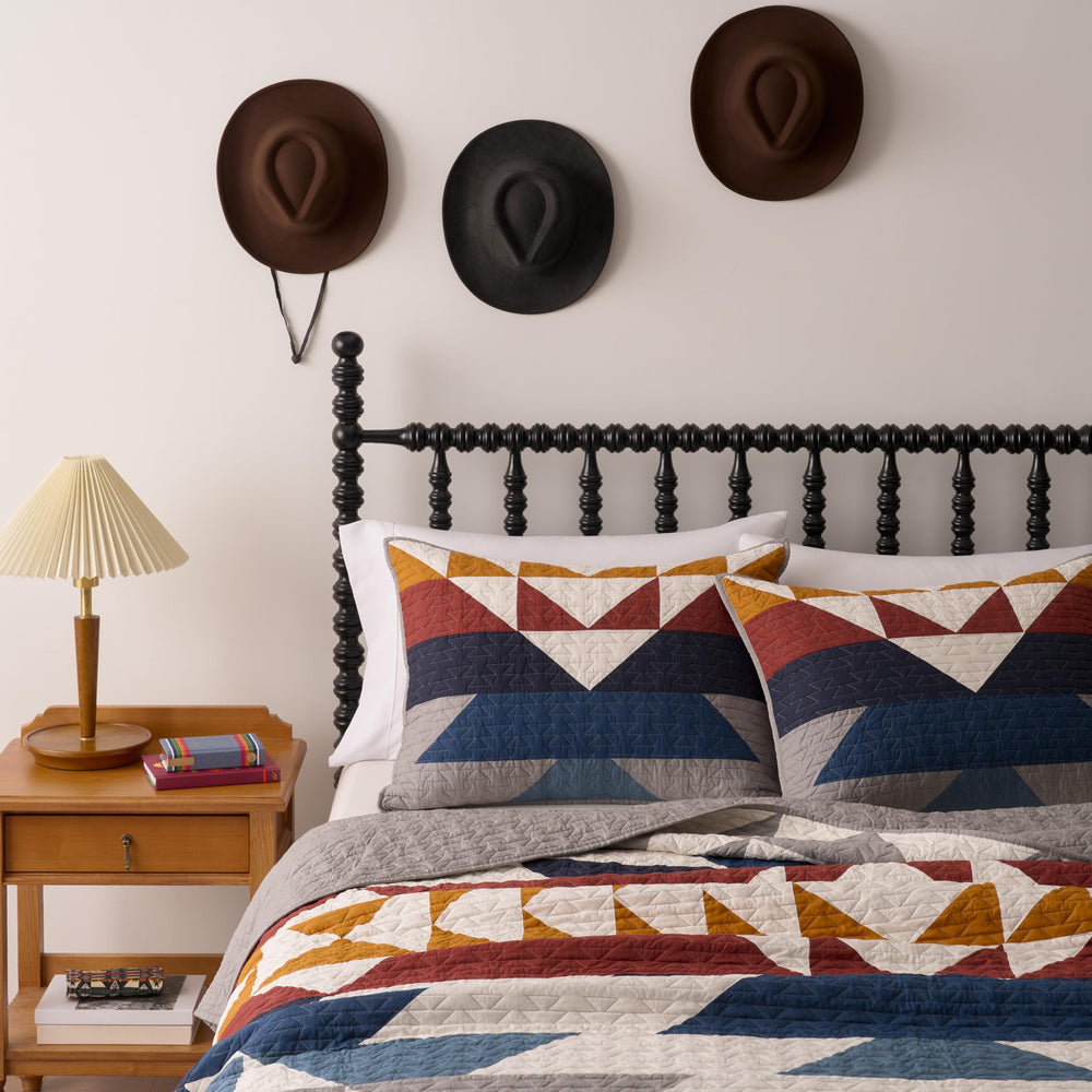Pendleton gros plan texture matelassée en coton, apporte douceur visible
