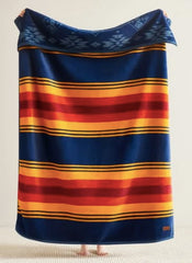 Pendleton plaid gros plan texture pelucheuse soulignant le confort et la douceur