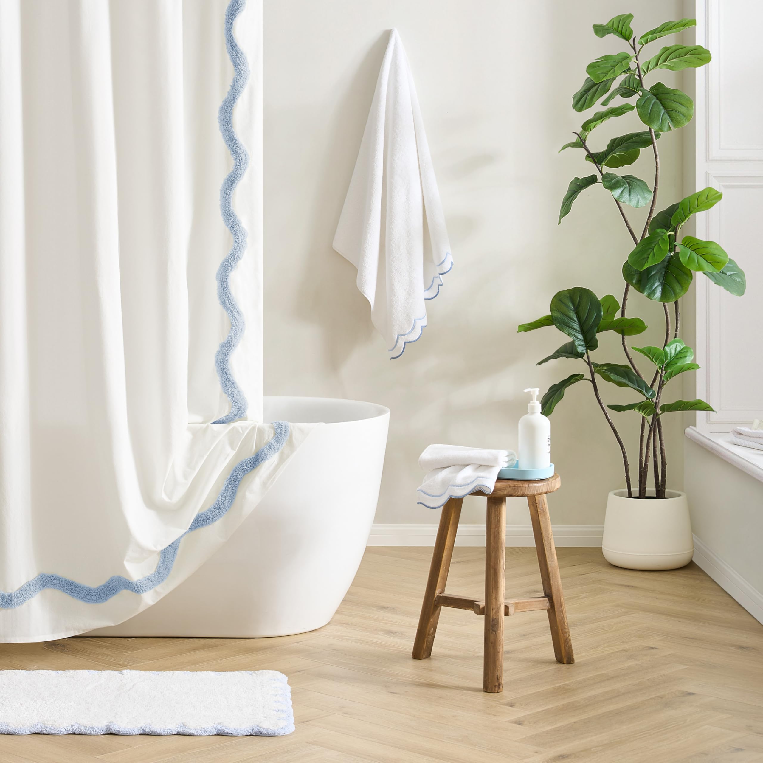 Peri Home gros plan texture coton montrant douceur et capacité d'absorption