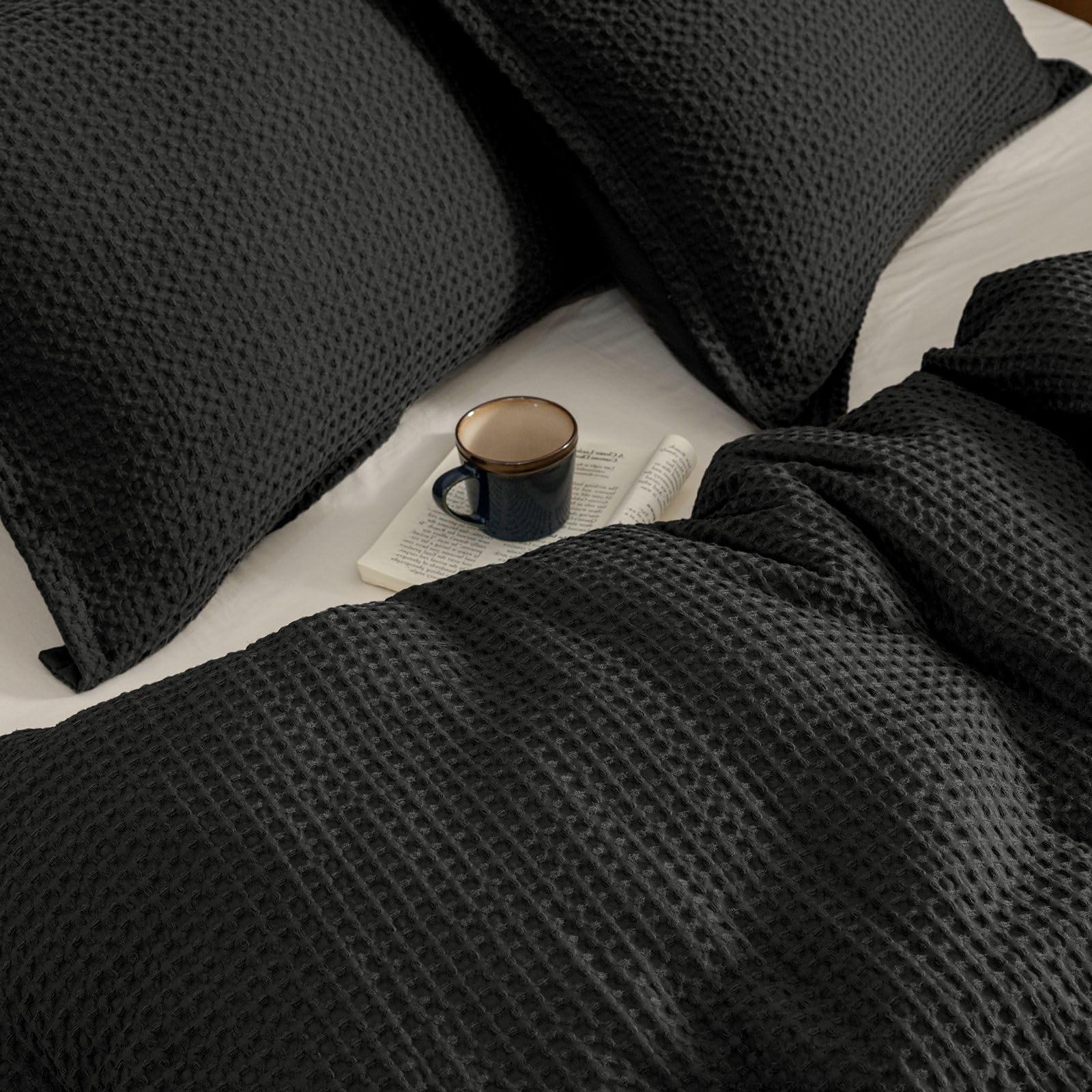 PHF couette mise en scène nocturne montrant confort visuel relaxant