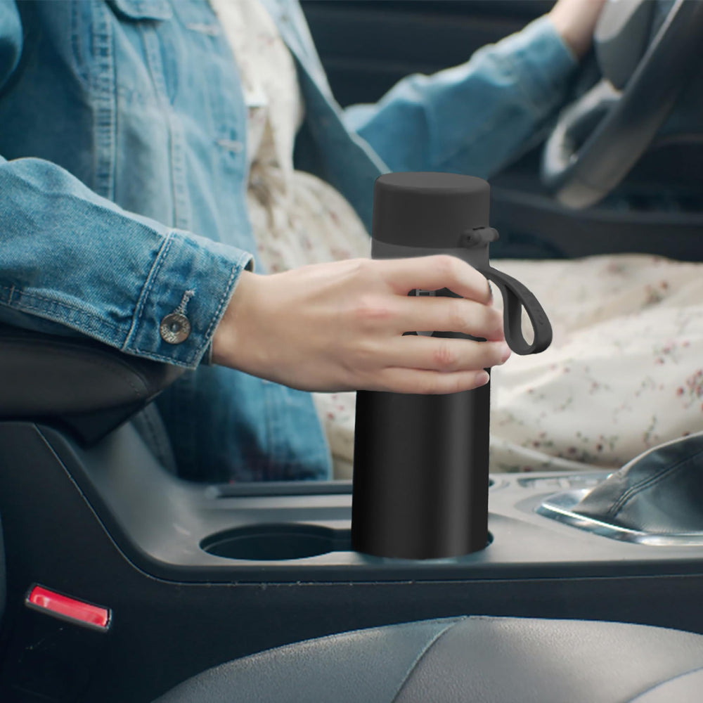 PHILIPS gourde sur bureau style lifestyle pour hydratation au travail