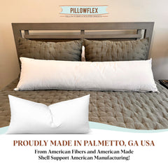 Pillowflex insert utilisé sur un lit pour un rendu soigné et structuré
