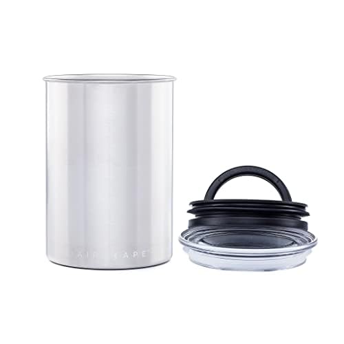 Planetary Design Airscape en usage sur plan de travail conservant des grains de café frais