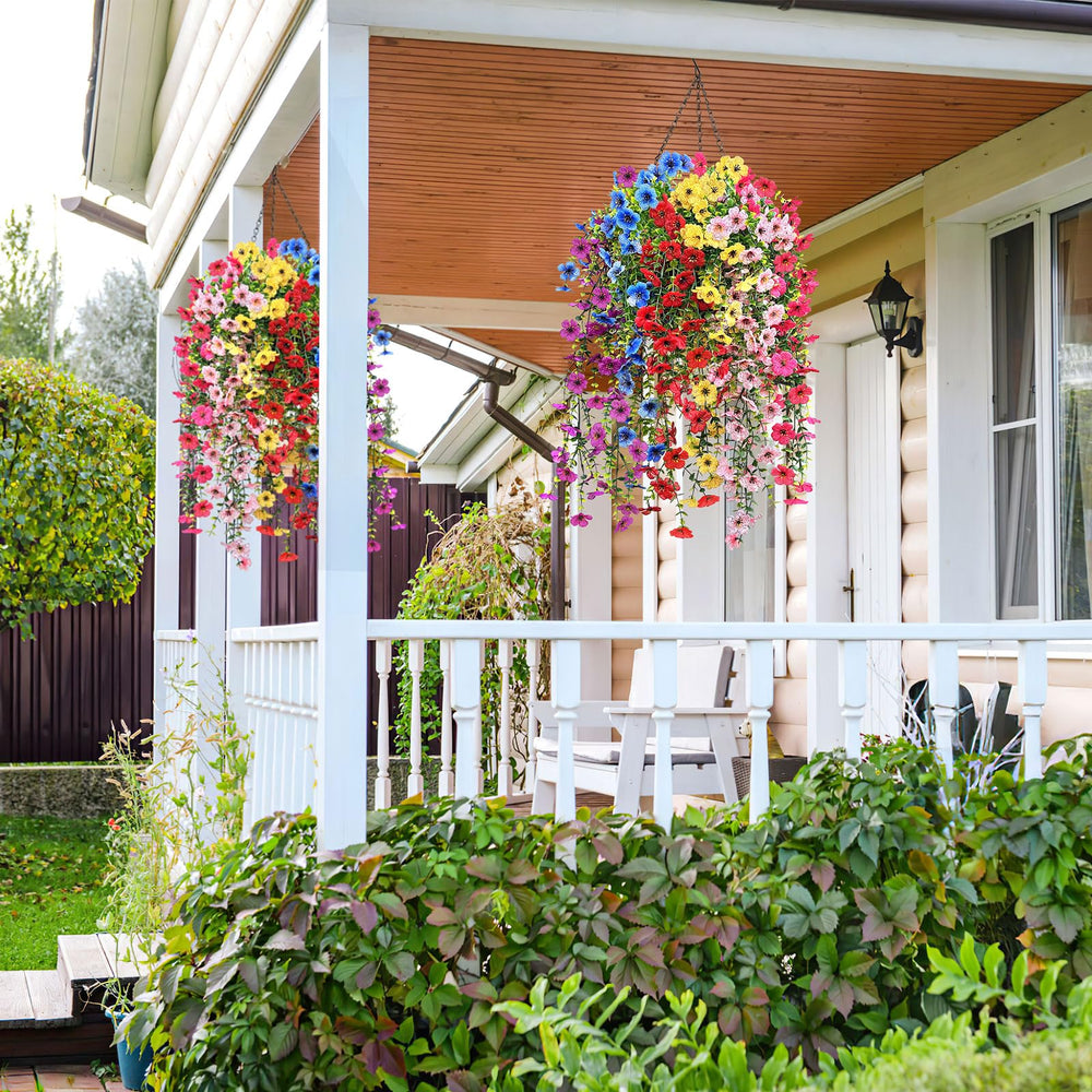 Playieer bouquet dans un panier suspendu, décor facile et élégant