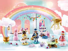 Playmobil gros plan du poulain Pégase doré pour jeu féerique et collection