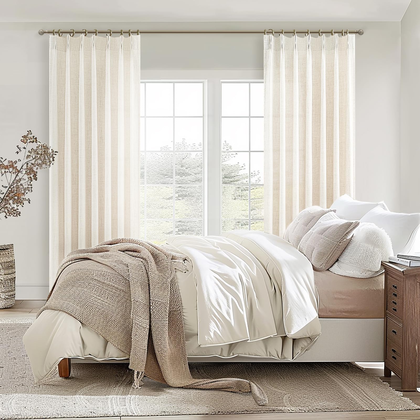 PleatedDrapes pli mémorisé près met en valeur tenue durable des plis