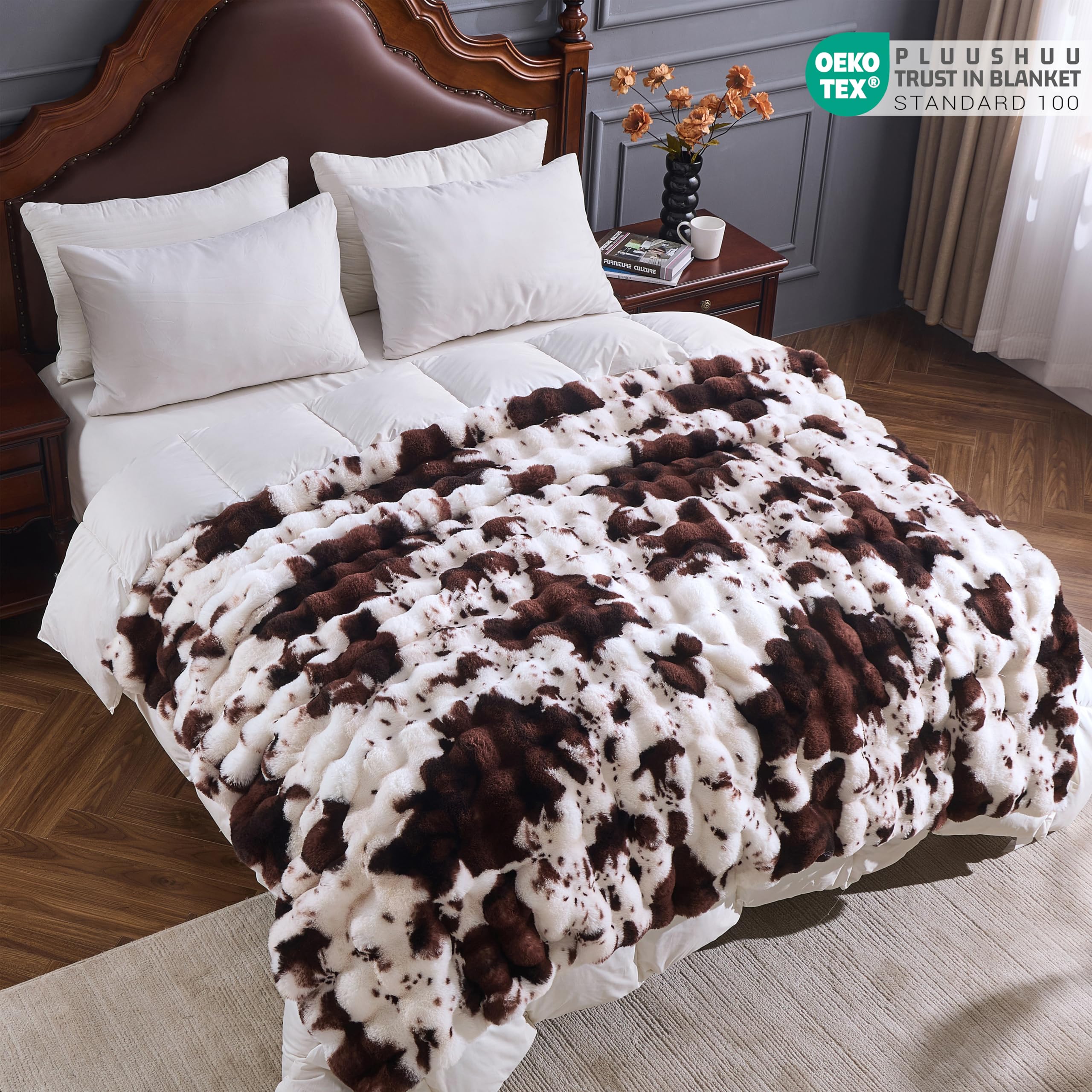 PLUUSHUU motif vache marron gros plan pour accent décoratif chaleureux