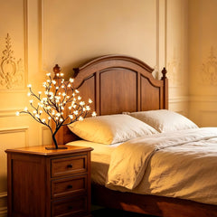 PMS lampe bonsaï sur bureau créant ambiance chaleureuse et productive