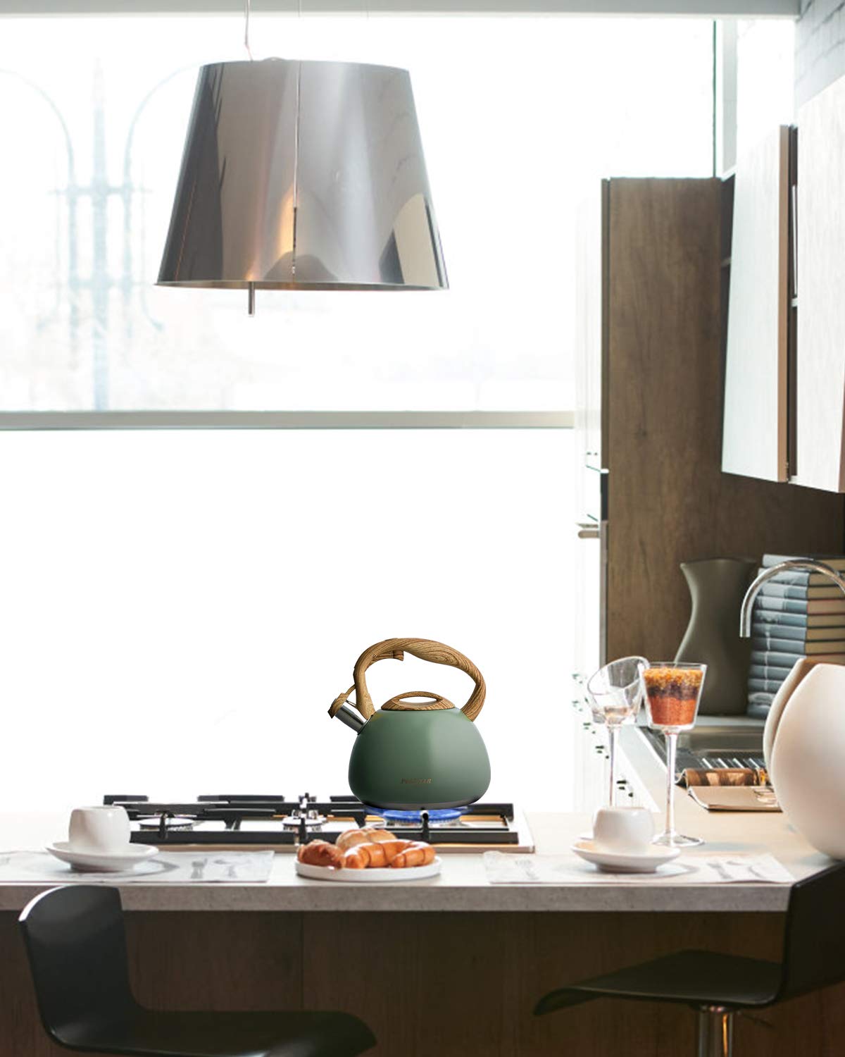 POLIVIAR 7379 en cuisine lifestyle montre confort d'utilisation au quotidien