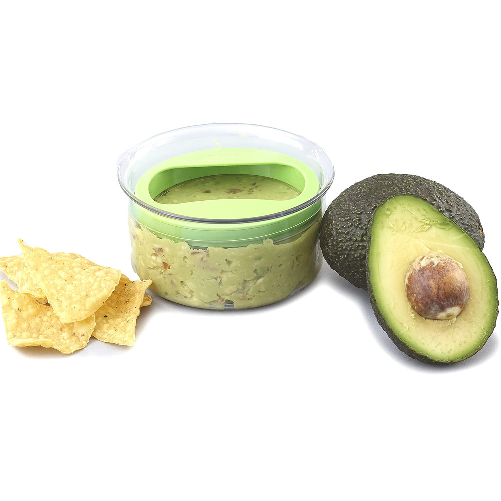 Progressive guacamole saver gros plan du couvercle illustrant la bordure d'étanchéité et l'évacuation d'air facile