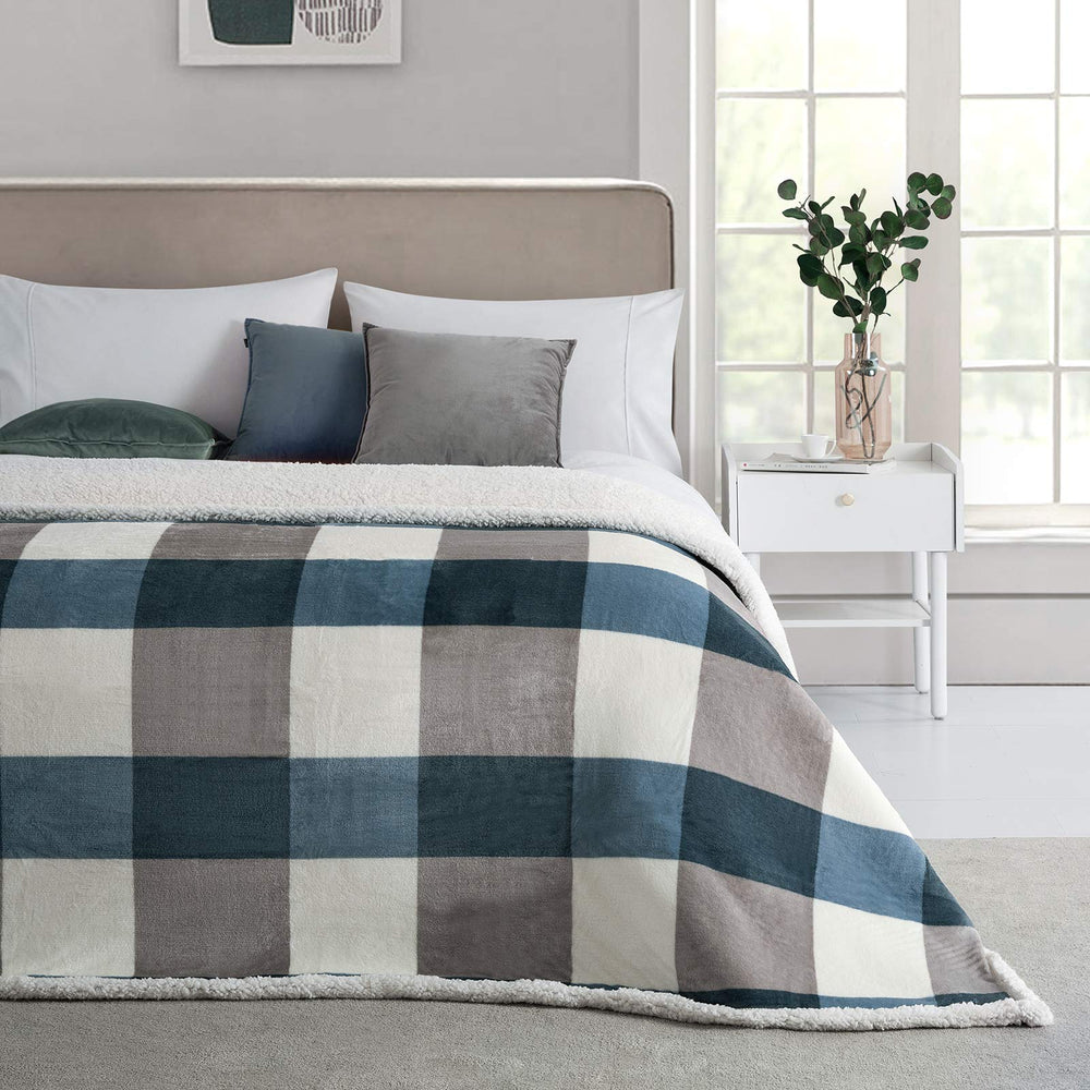 PU MEI gros plan sherpa moelleux pour chaleur et douceur tactile