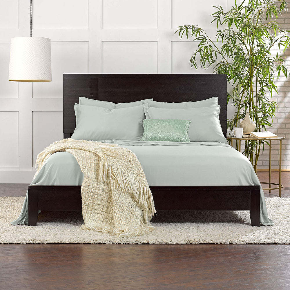 Pure Bamboo housse à côté d'un mètre montrant taille Queen et ajustement ample