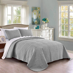Pure Bedding face avant de la couette gris clair montrant un tombé élégant