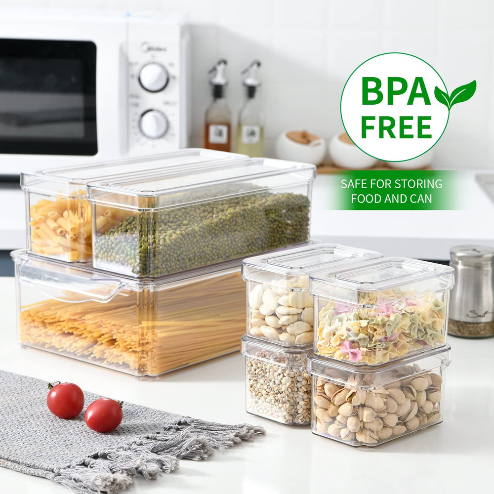 Pure Future scène cuisine stylée montrant l'utilisation quotidienne et l'ordre
