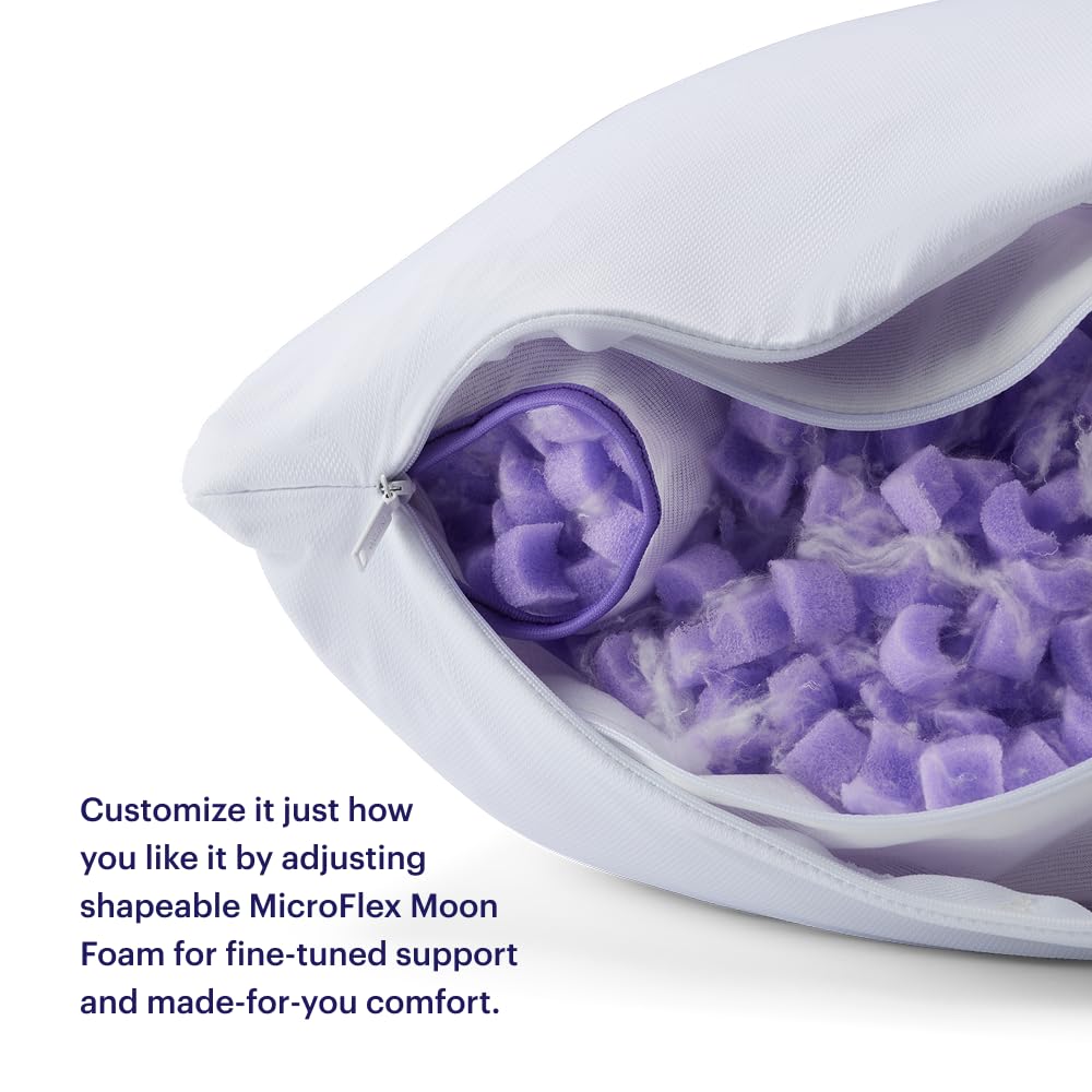 Purple oreiller utilisé par dormeur sur le dos pour alignement cervical