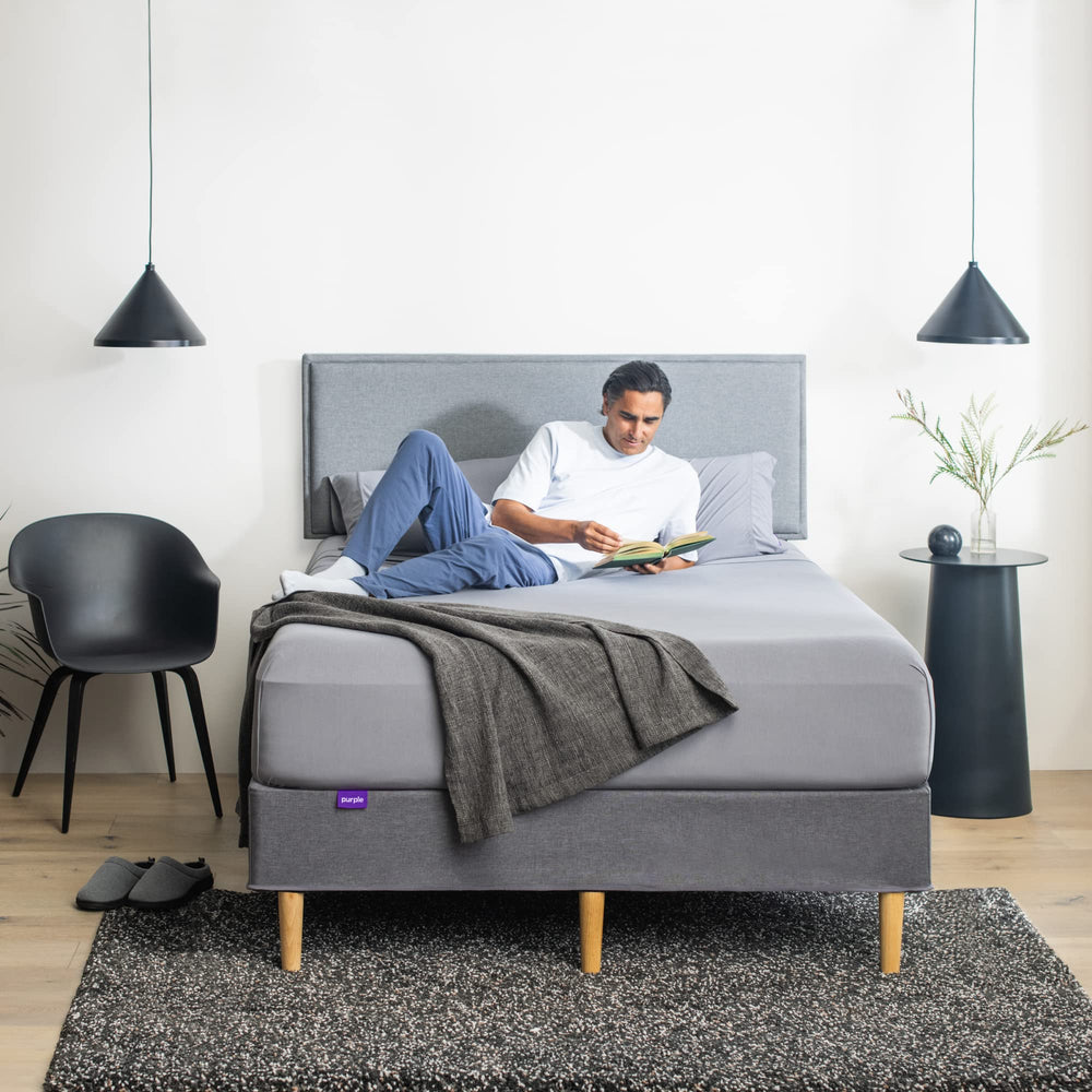 Purple drap utilisé par un couple offrant confort et liberté de mouvement